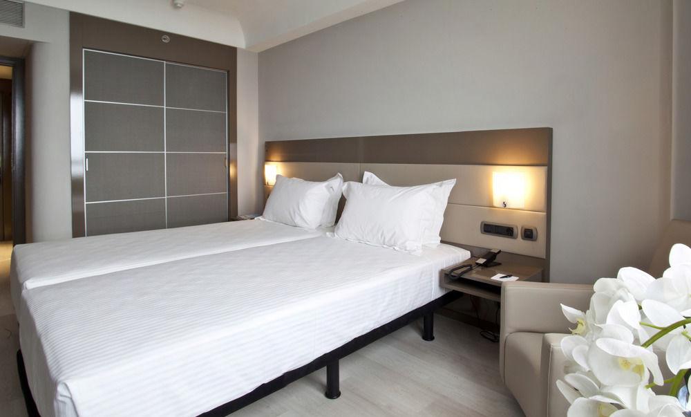 Ac Hotel Iberia Las Palmas By Marriott מראה חיצוני תמונה